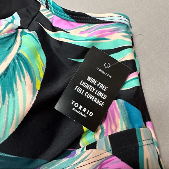 NWT! TORRID one piece tropical mesh panel bathing suit, 3X. - Picture 11 of 12